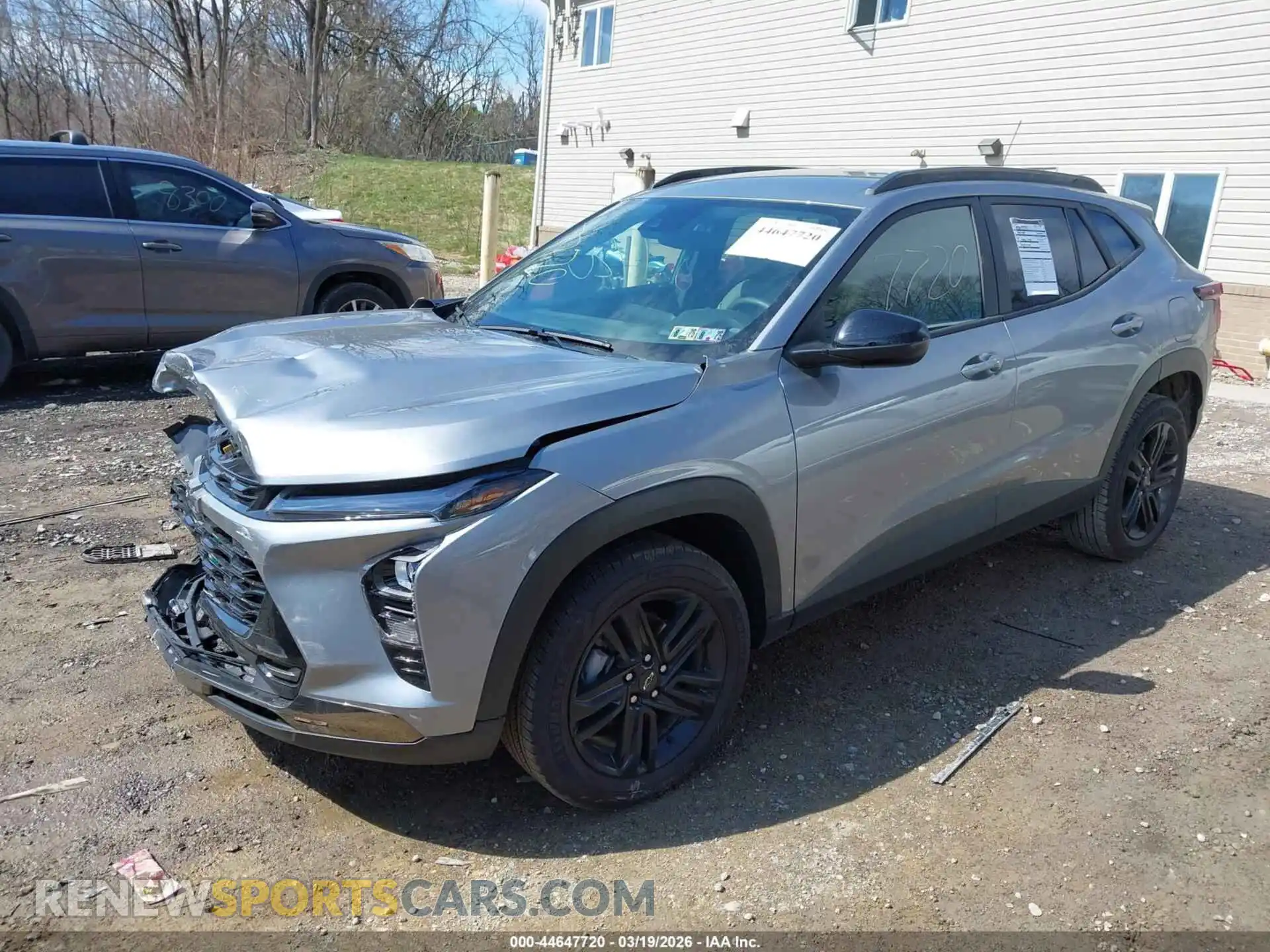 2 Photograph of a damaged car KL77LKEP3SC343018 CHEVROLET TRAX 2025