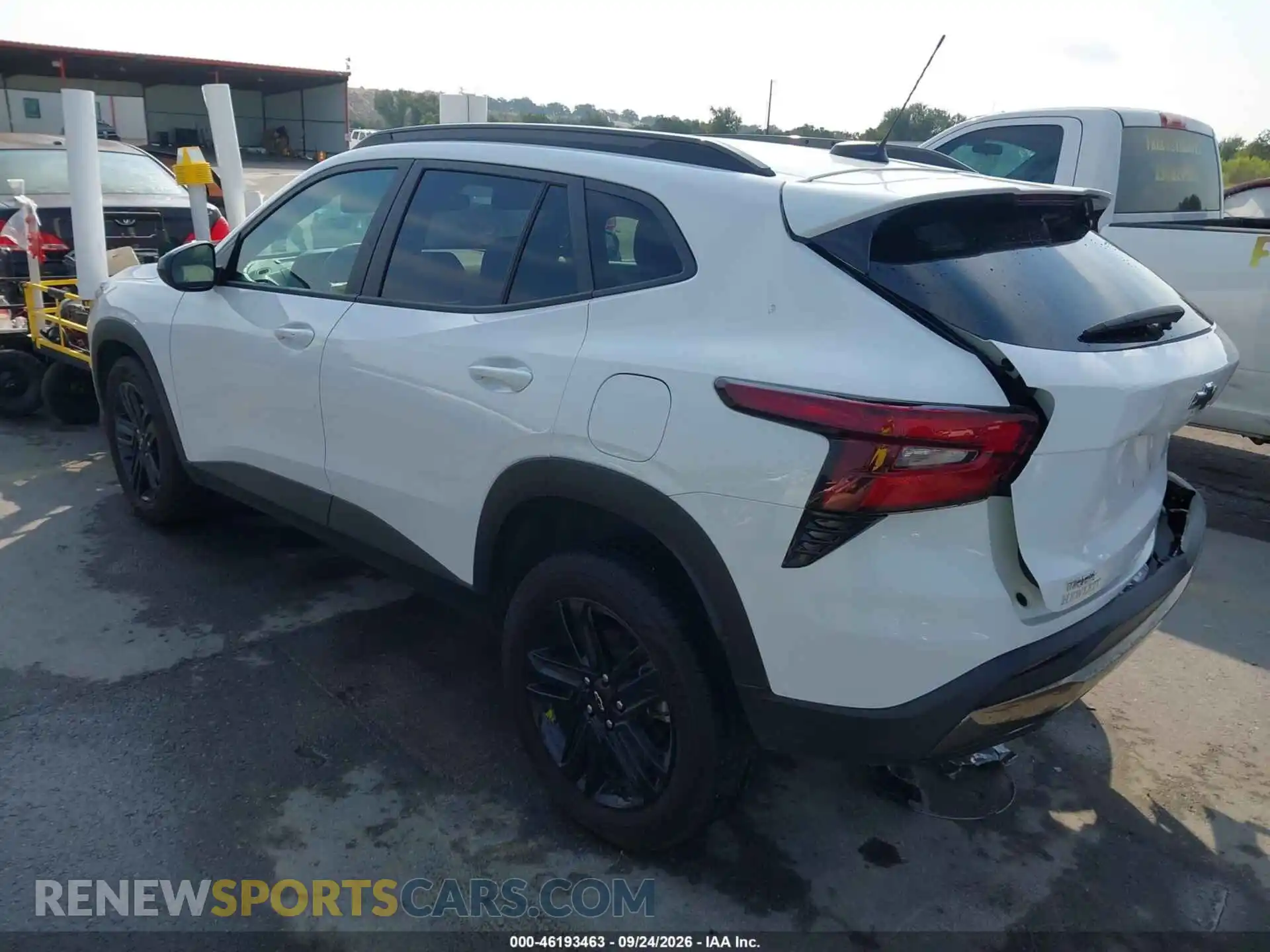 3 fotografías del automóvil dañado KL77LKEP4SC048557 CHEVROLET TRAX 2025