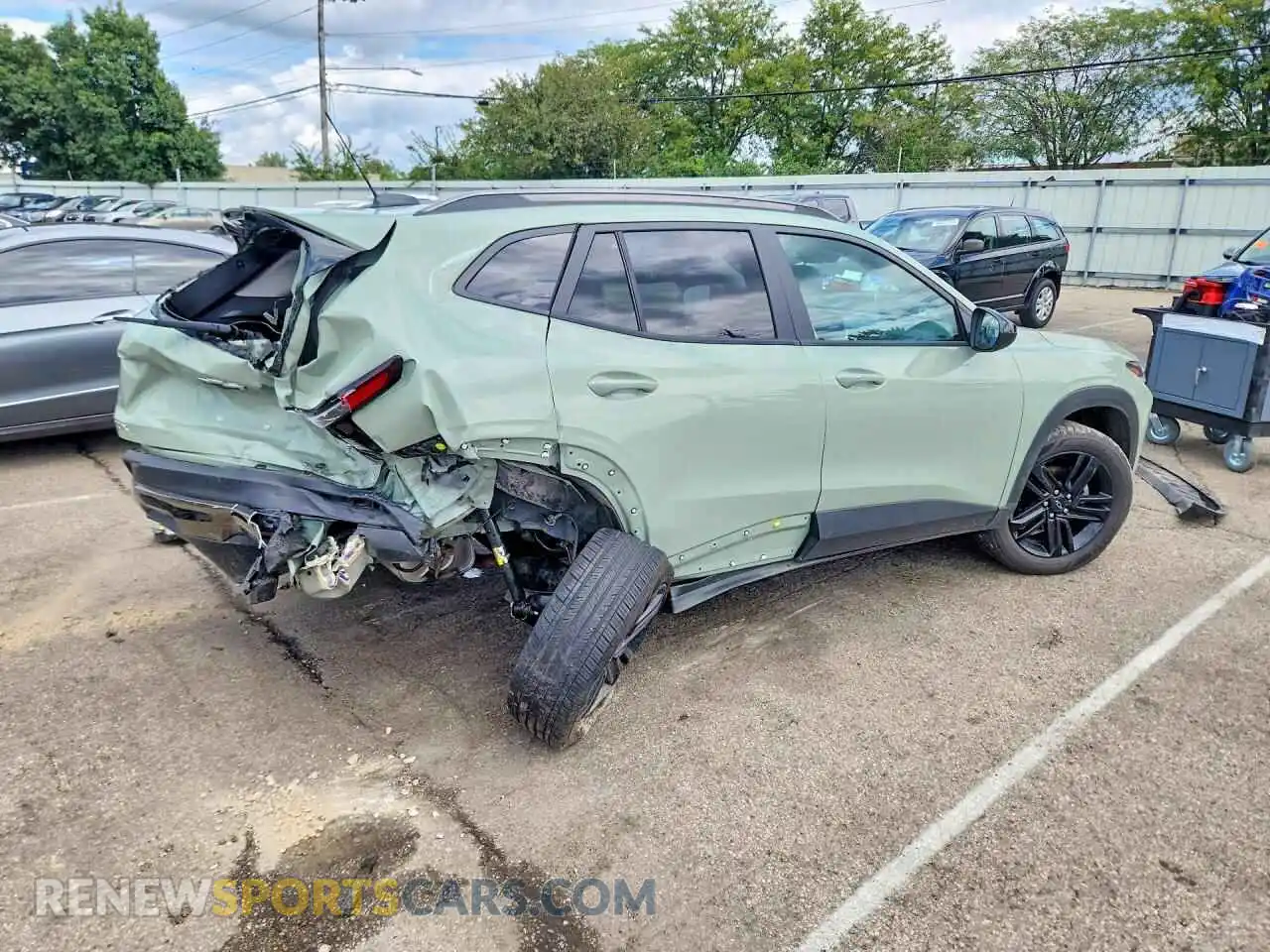 3 Photograph of a damaged car KL77LKEP4SC085012 CHEVROLET TRAX 2025