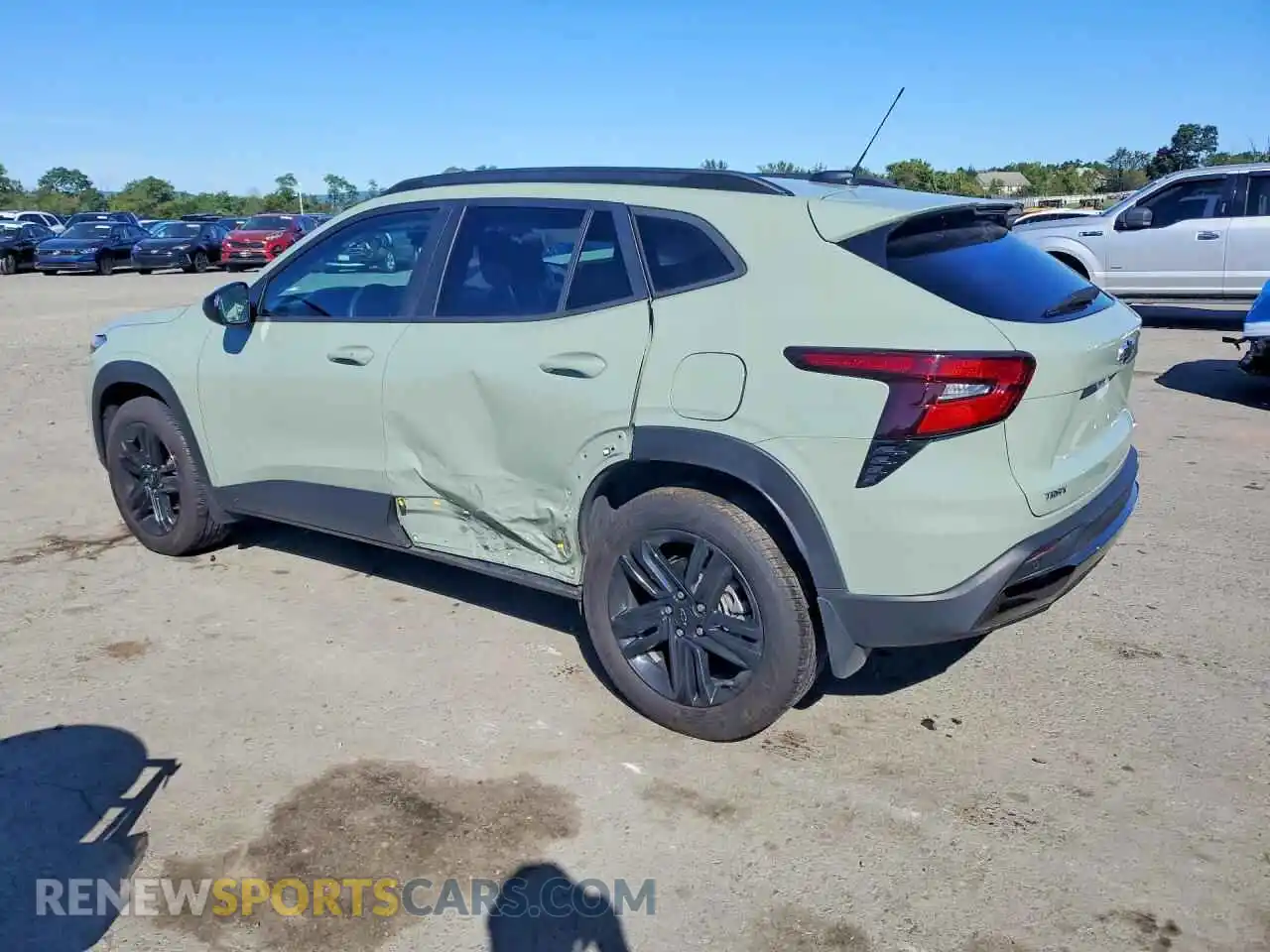 2 Фотография поврежденного автомобиля KL77LKEP4SC097533 CHEVROLET TRAX 2025