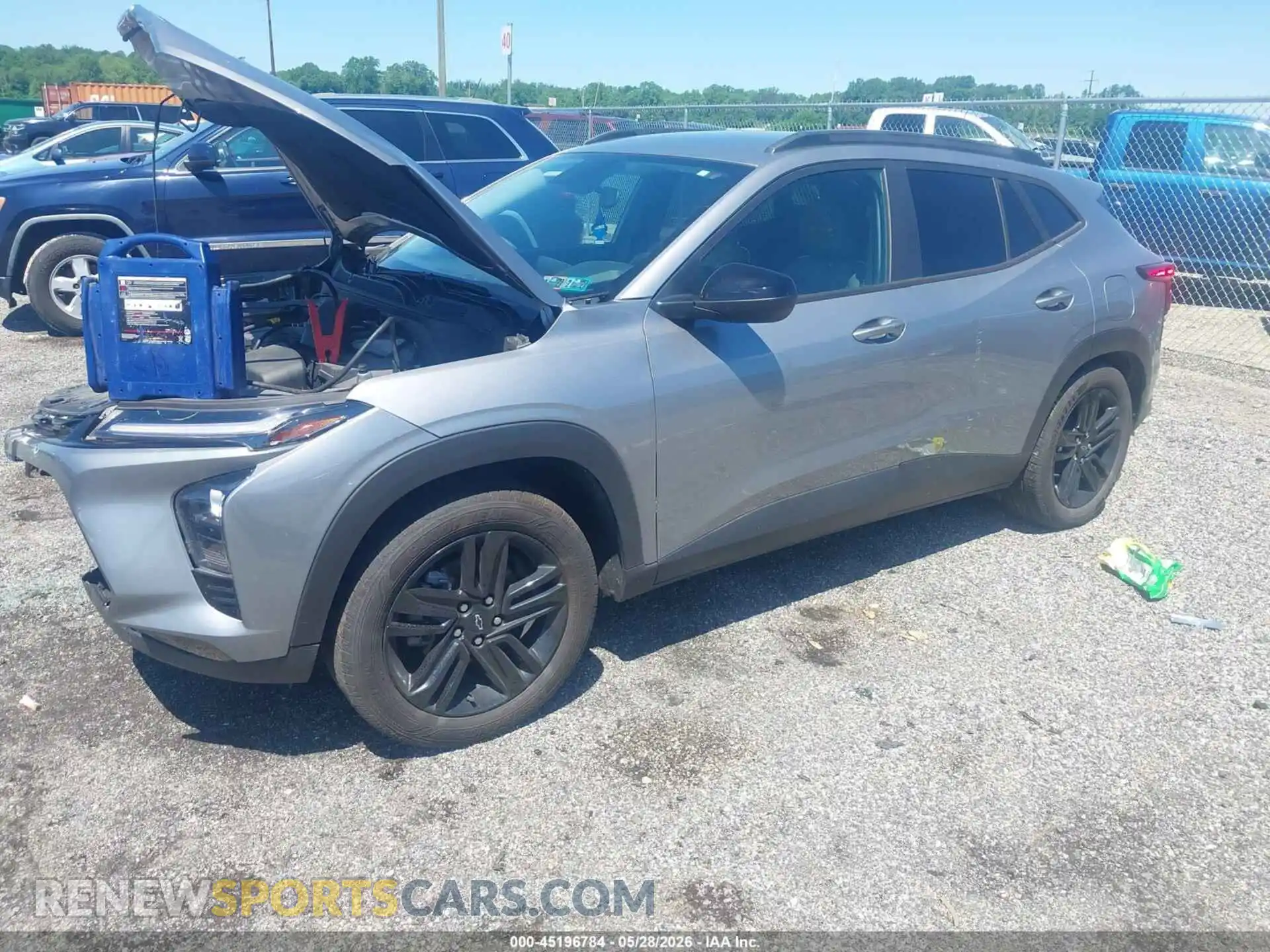 2 Photograph of a damaged car KL77LKEP4SC127582 CHEVROLET TRAX 2025