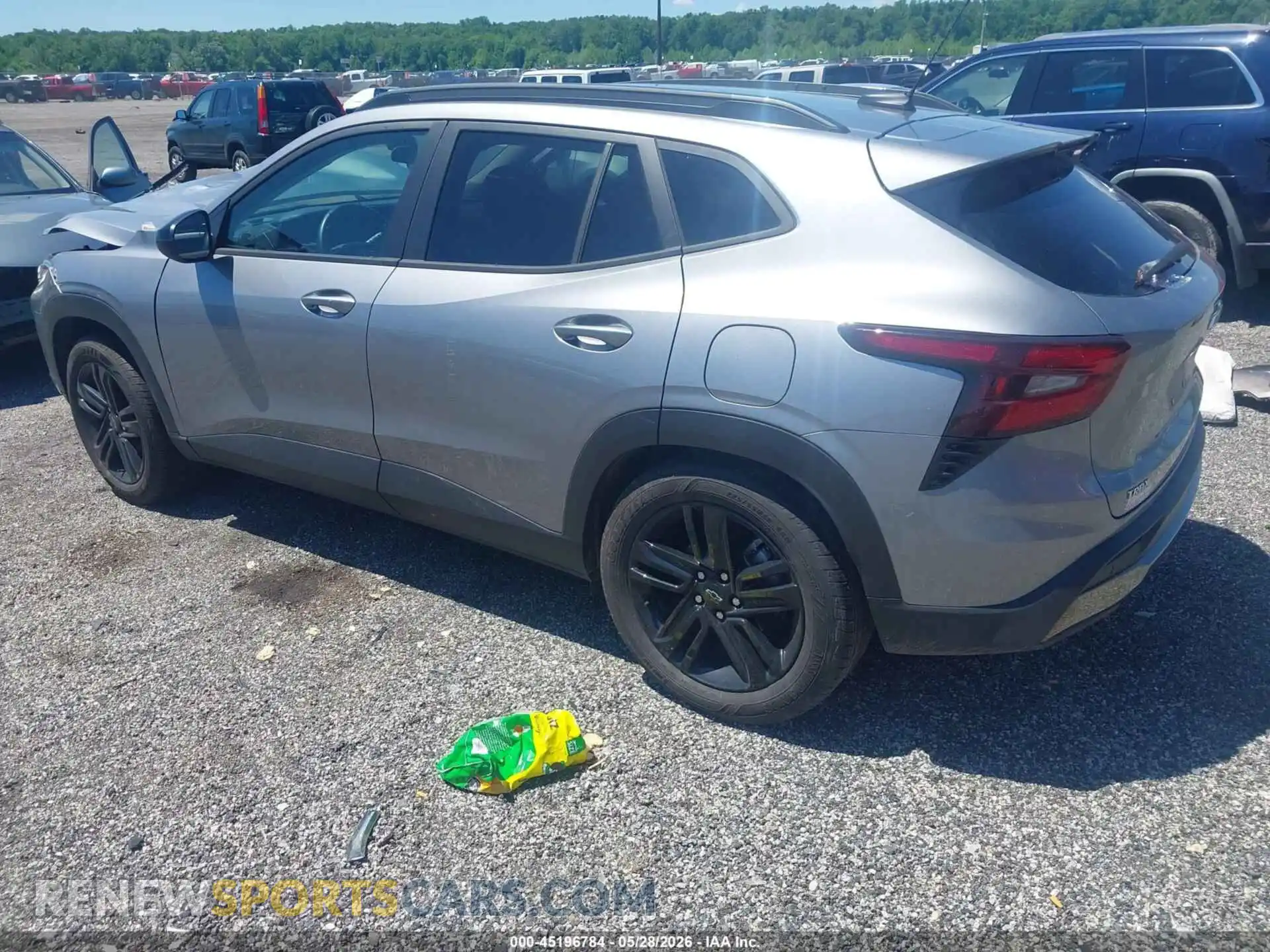 3 Photograph of a damaged car KL77LKEP4SC127582 CHEVROLET TRAX 2025