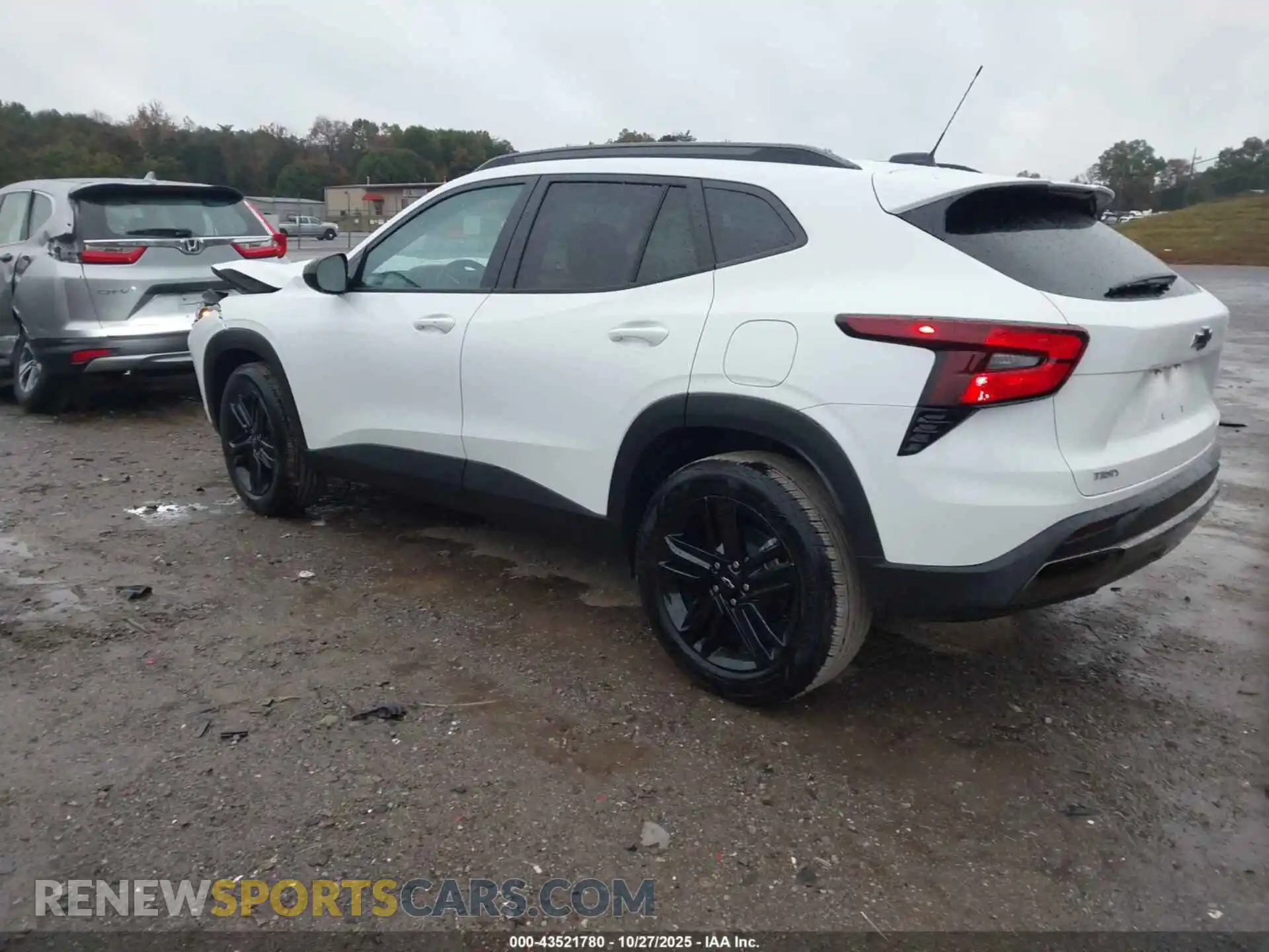 3 Photograph of a damaged car KL77LKEP4SC165751 CHEVROLET TRAX 2025