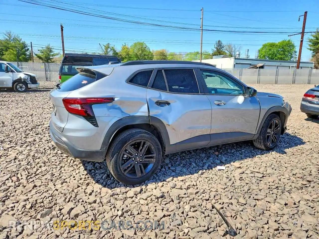 3 fotografías del automóvil dañado KL77LKEP5SC135187 CHEVROLET TRAX 2025