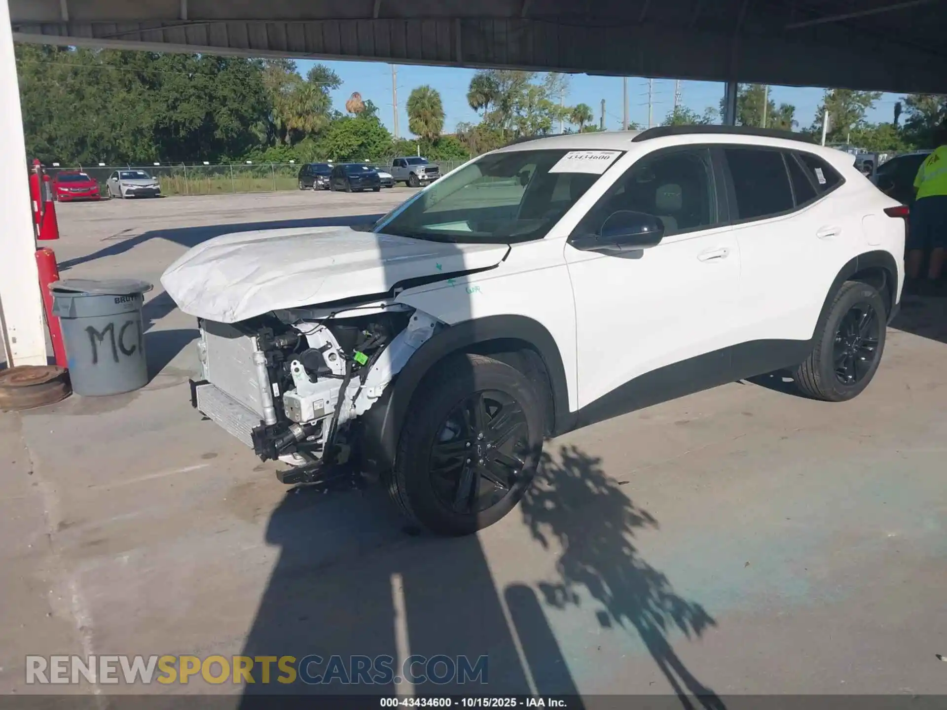 2 fotografías del automóvil dañado KL77LKEP5SC272291 CHEVROLET TRAX 2025