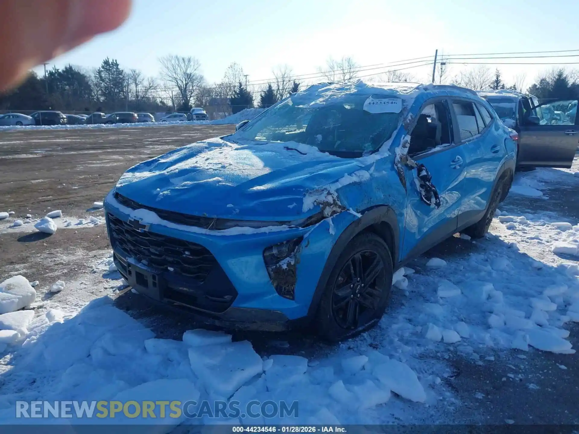 2 Photograph of a damaged car KL77LKEP7SC056958 CHEVROLET TRAX 2025