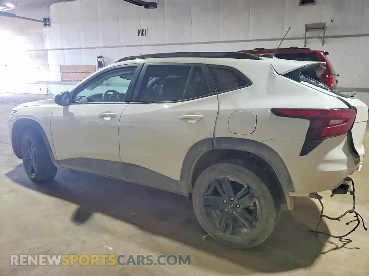 2 Photograph of a damaged car KL77LKEP7SC271417 CHEVROLET TRAX 2025
