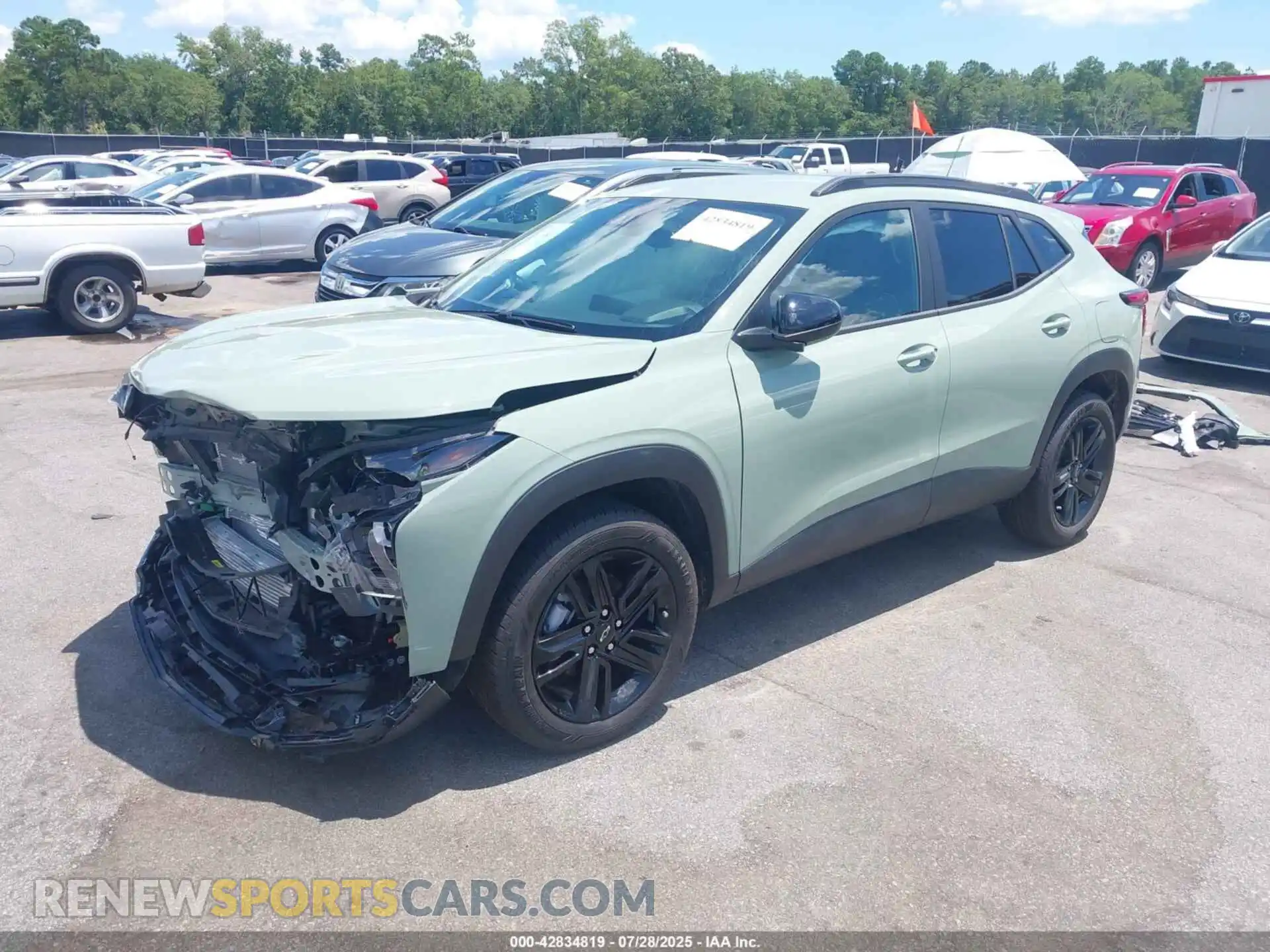 2 Photograph of a damaged car KL77LKEP7SC306148 CHEVROLET TRAX 2025