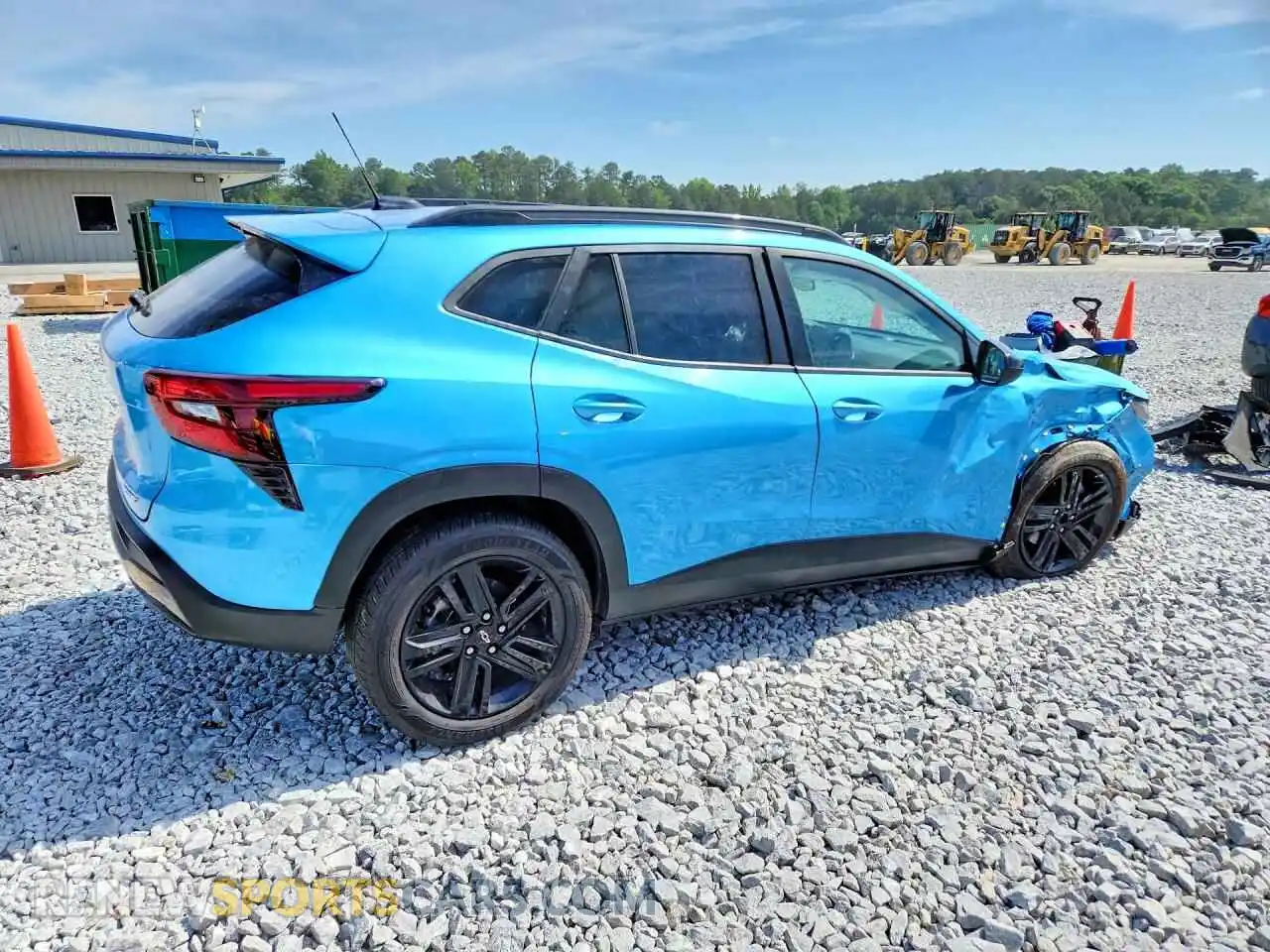 3 Photograph of a damaged car KL77LKEP8SC031924 CHEVROLET TRAX 2025