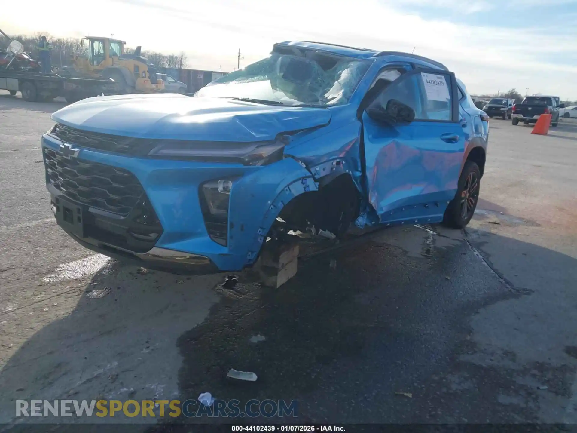 2 Photograph of a damaged car KL77LKEP8SC132994 CHEVROLET TRAX 2025