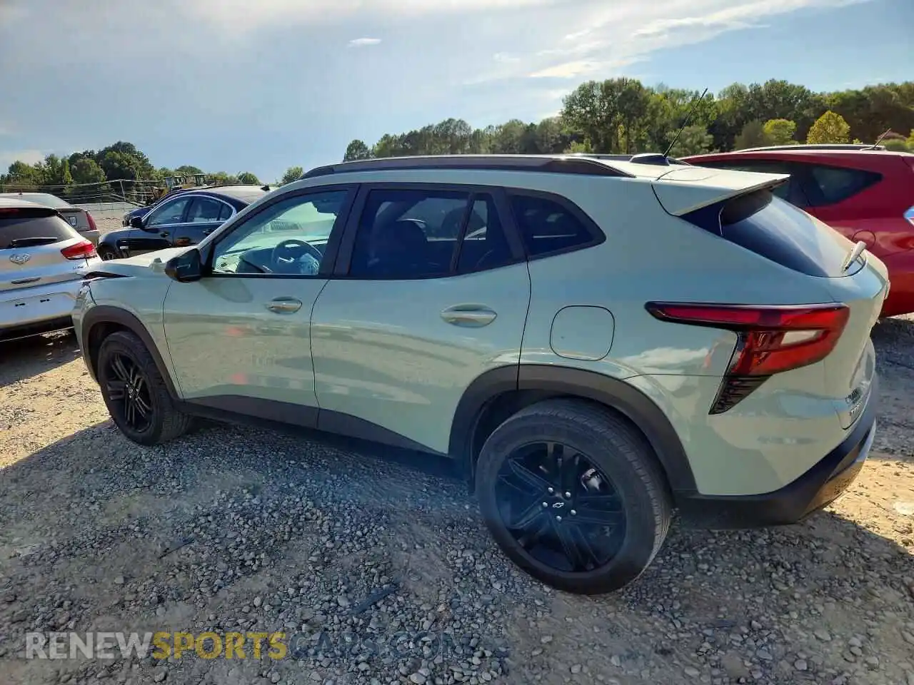 2 Photograph of a damaged car KL77LKEP8SC151545 CHEVROLET TRAX 2025