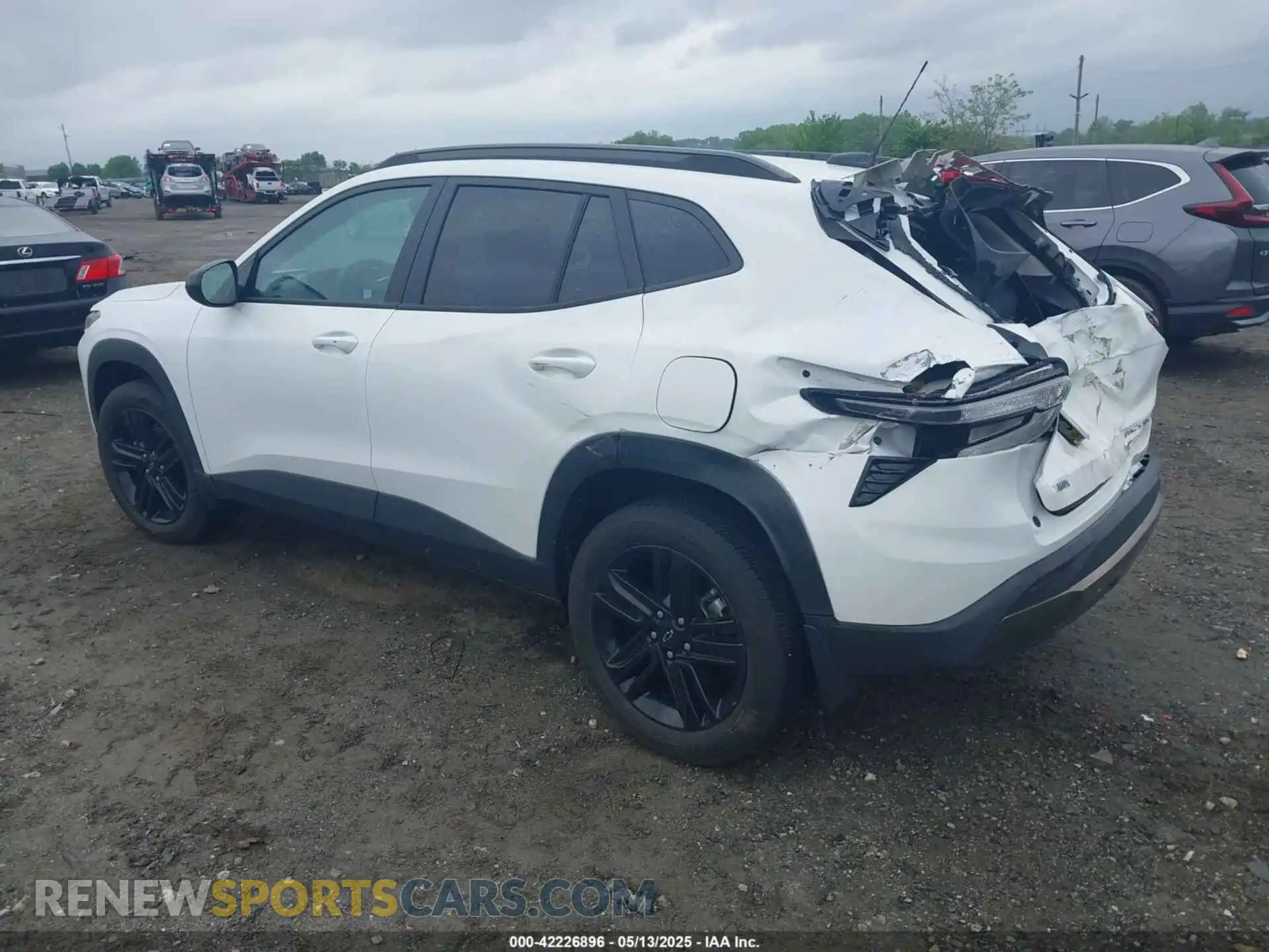 3 Photograph of a damaged car KL77LKEP9SC025856 CHEVROLET TRAX 2025