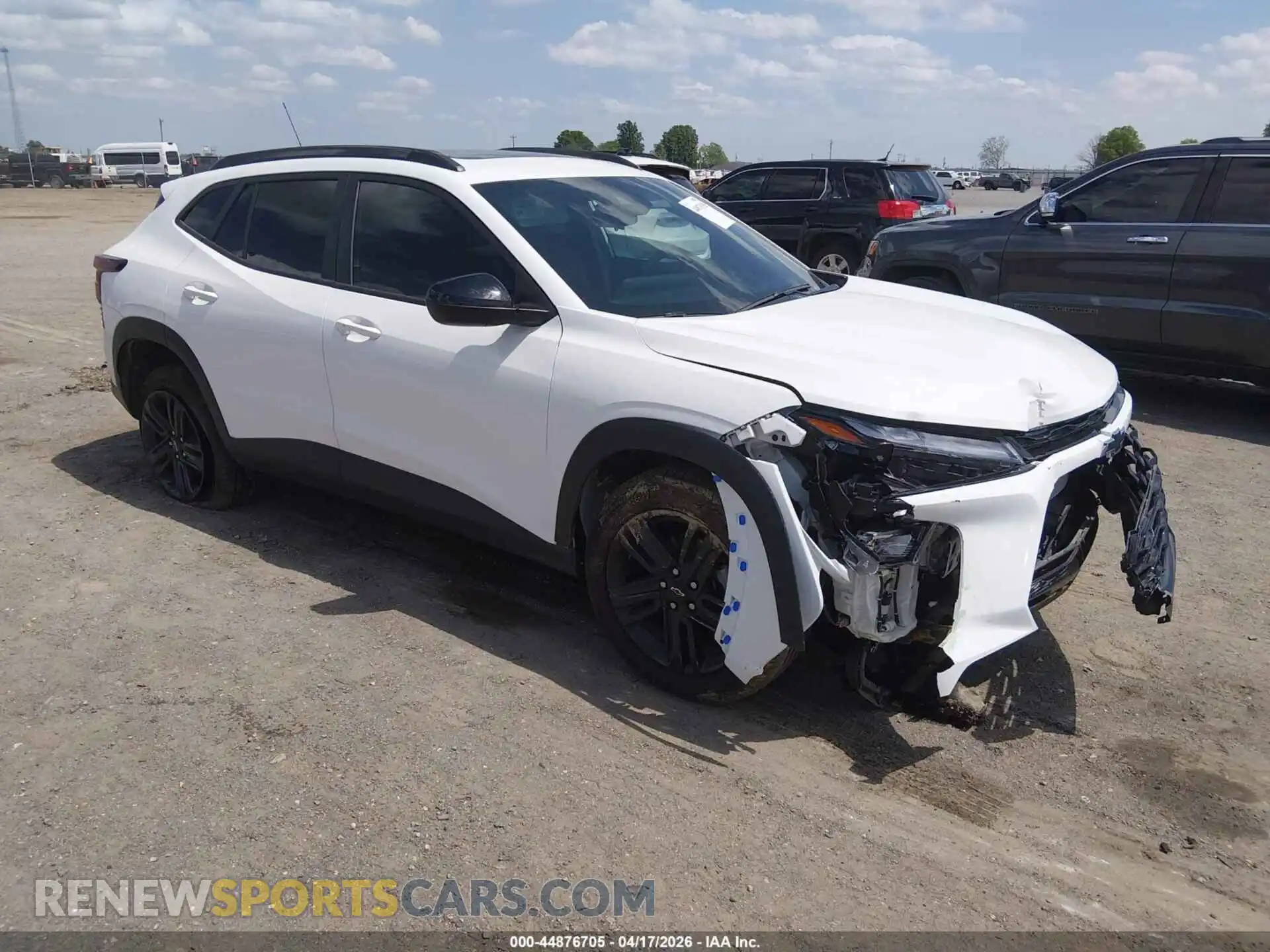 1 Фотография поврежденного автомобиля KL77LKEP9SC054032 CHEVROLET TRAX 2025