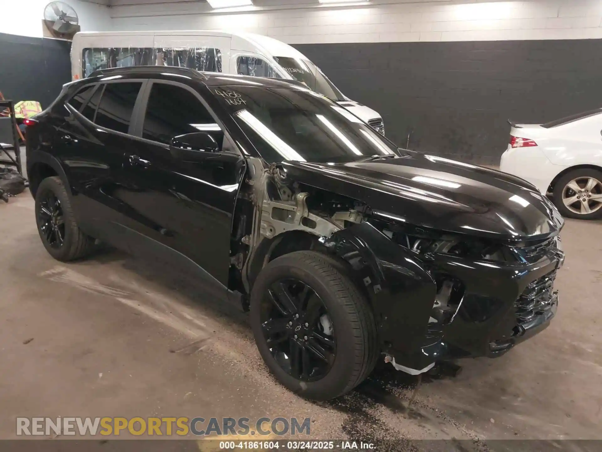 1 Photograph of a damaged car KL77LKEP9SC102726 CHEVROLET TRAX 2025