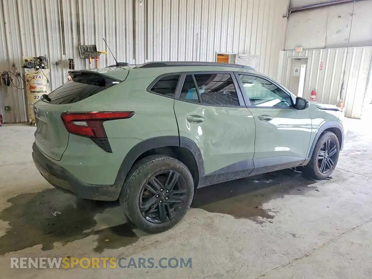 3 Фотография поврежденного автомобиля KL77LKEP9SC128226 CHEVROLET TRAX 2025