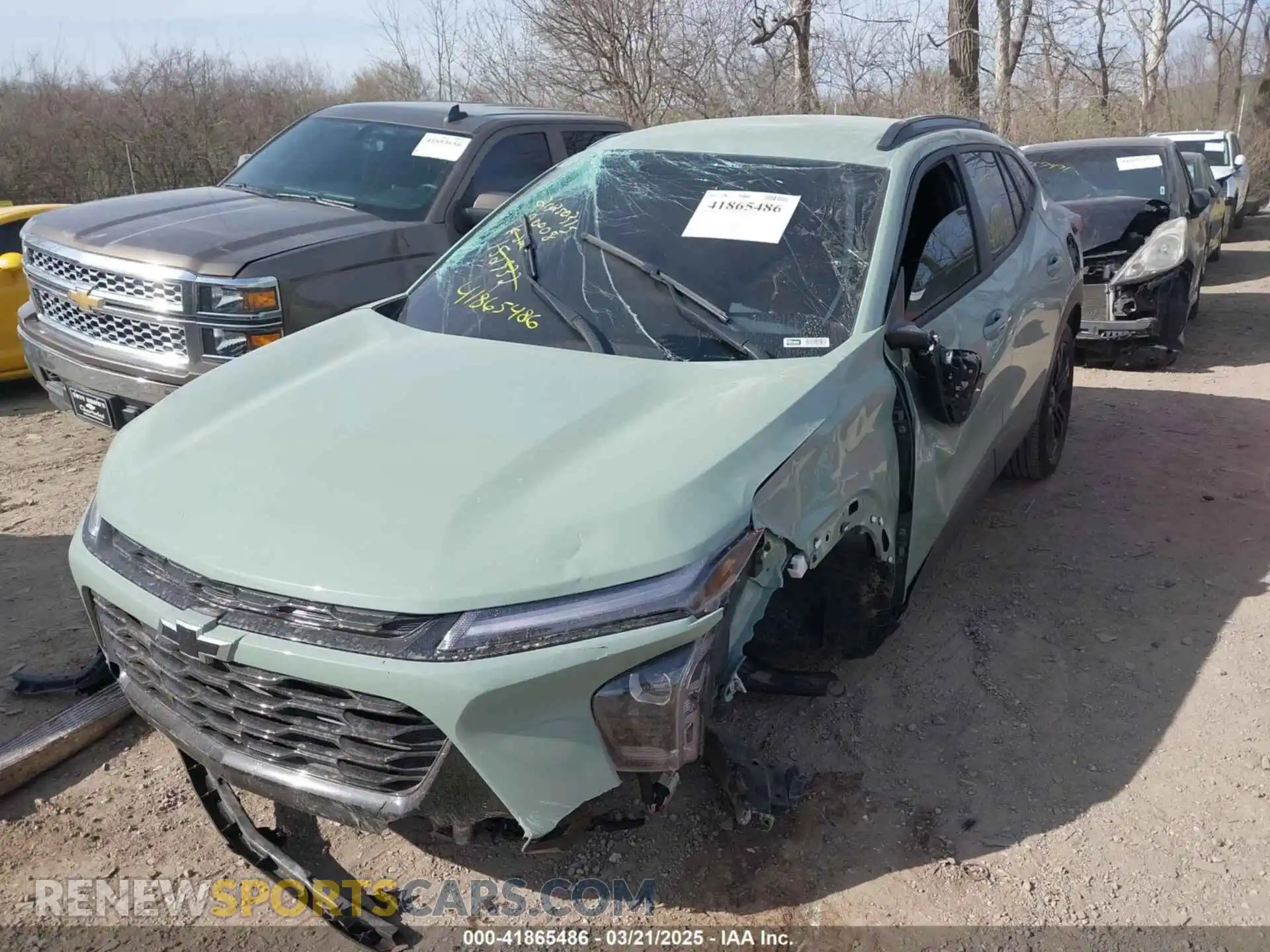 2 fotografías del automóvil dañado KL77LKEP9SC152932 CHEVROLET TRAX 2025