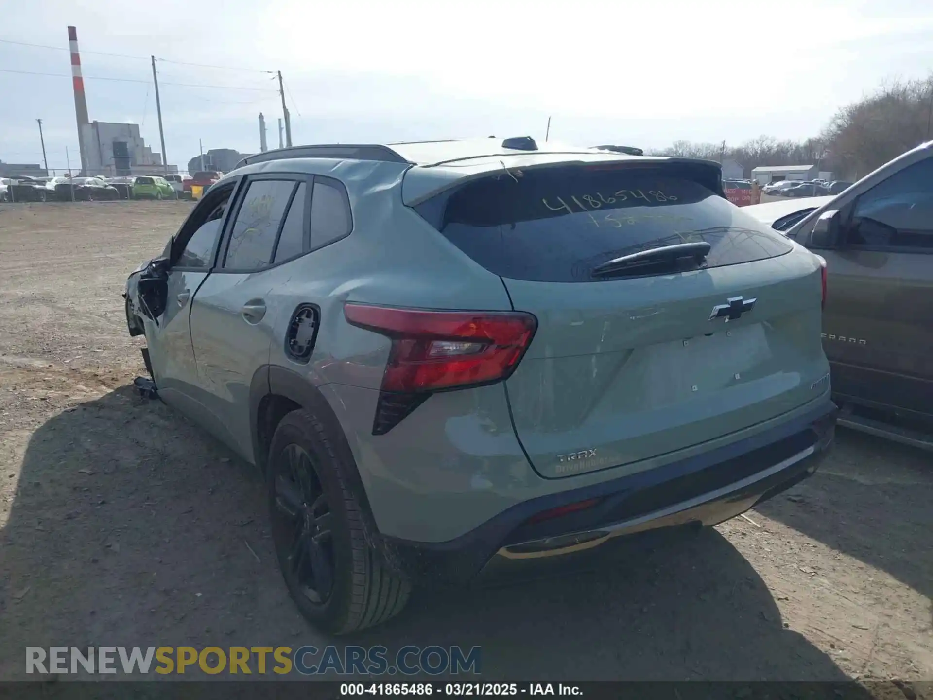 3 fotografías del automóvil dañado KL77LKEP9SC152932 CHEVROLET TRAX 2025