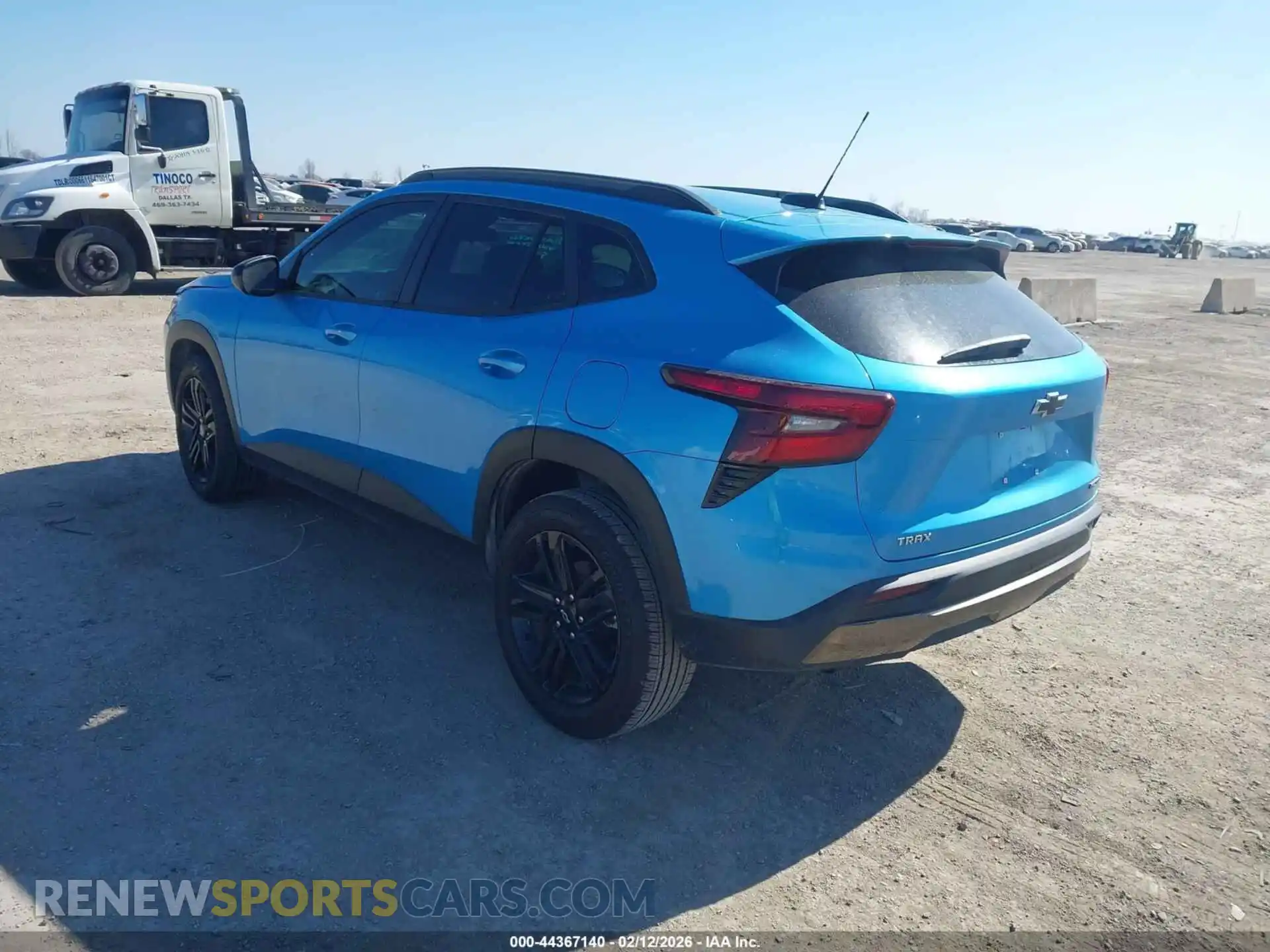 3 Фотография поврежденного автомобиля KL77LKEP9SC275811 CHEVROLET TRAX 2025