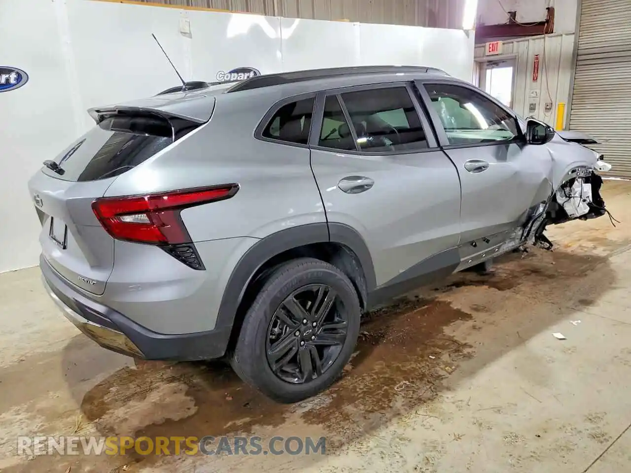 3 Photograph of a damaged car KL77LKEP9SC320648 CHEVROLET TRAX 2025