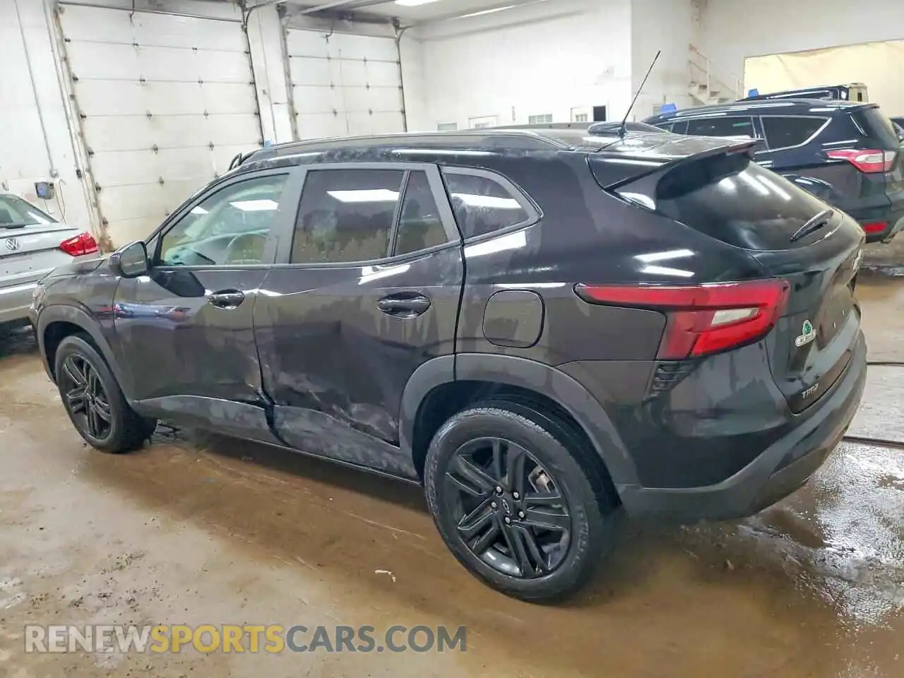2 Photograph of a damaged car KL77LKEPXSC017636 CHEVROLET TRAX 2025