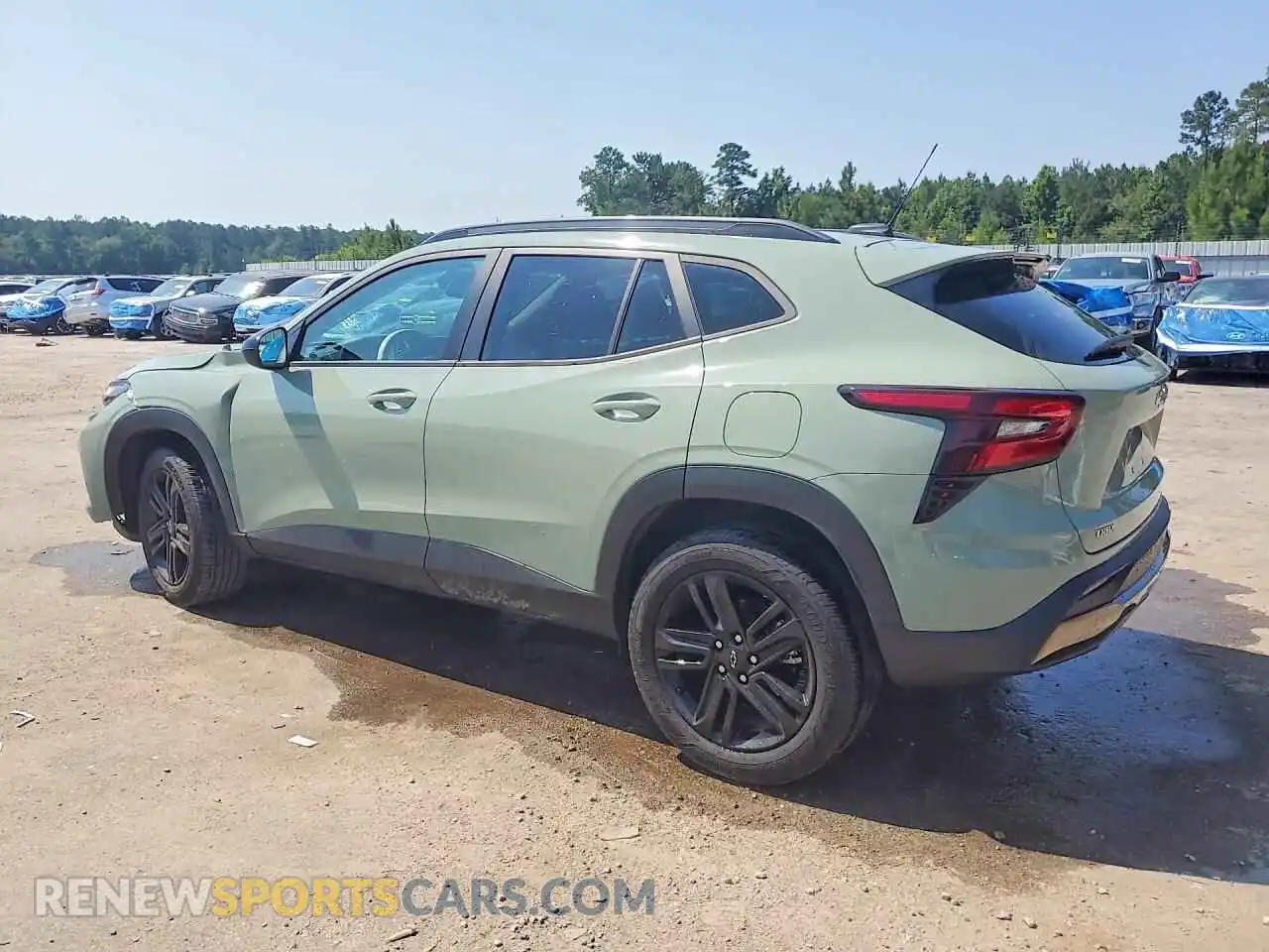 2 Photograph of a damaged car KL77LKEPXSC079358 CHEVROLET TRAX 2025