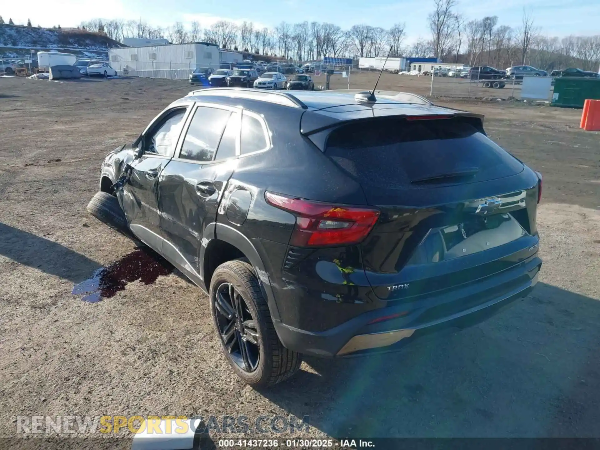 3 Photograph of a damaged car KL77LKEPXSC123228 CHEVROLET TRAX 2025