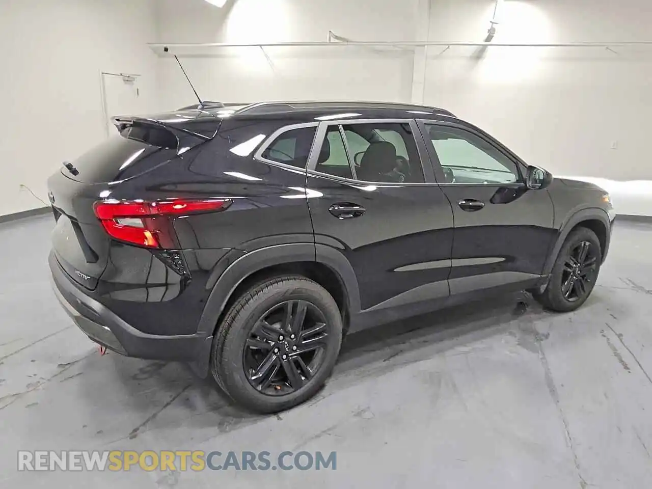 3 fotografías del automóvil dañado KL77LKEPXSC123682 CHEVROLET TRAX 2025