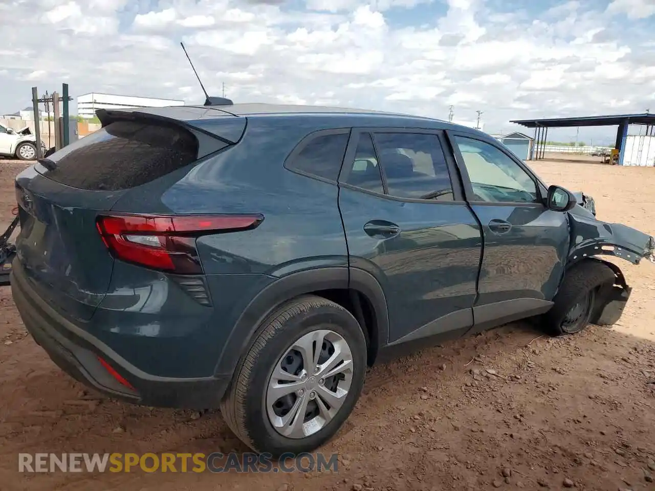 3 Фотография поврежденного автомобиля KL77LFEP2TC075863 CHEVROLET TRAX 2026