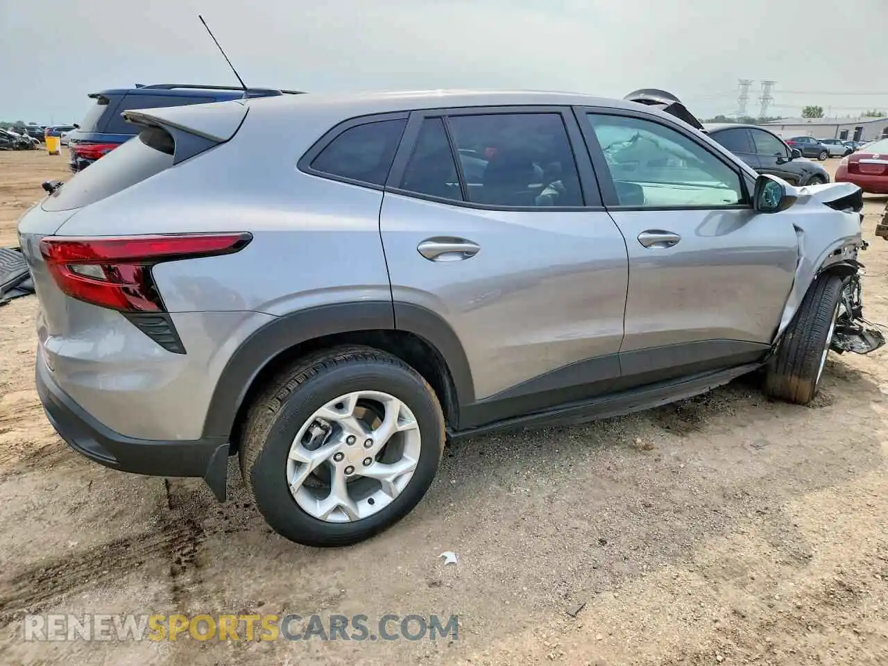 3 Фотография поврежденного автомобиля KL77LFEP4TC103968 CHEVROLET TRAX 2026