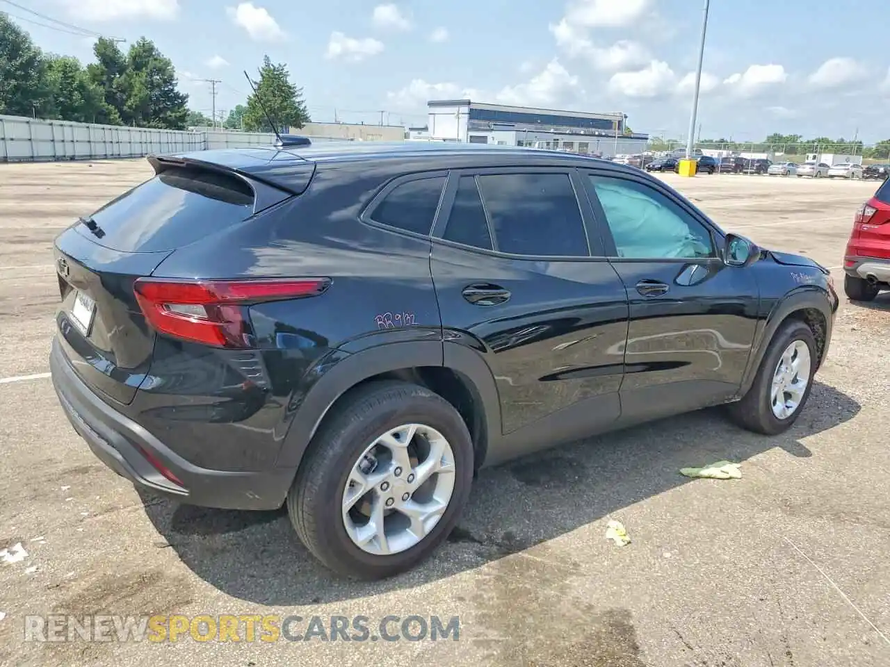 3 Photograph of a damaged car KL77LFEP5TC095816 CHEVROLET TRAX 2026