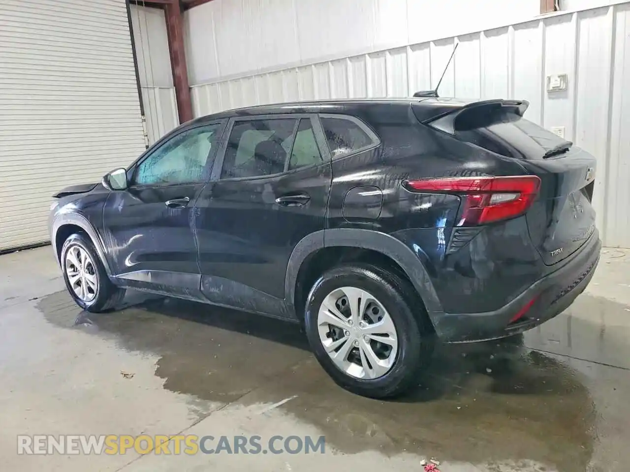 2 Photograph of a damaged car KL77LFEP5TC099669 CHEVROLET TRAX 2026