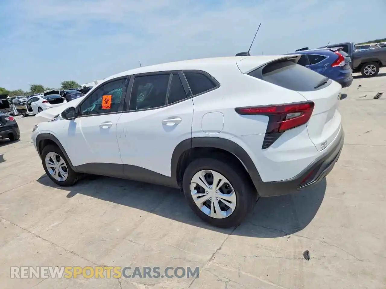 2 Photograph of a damaged car KL77LFEP5TC143427 CHEVROLET TRAX 2026