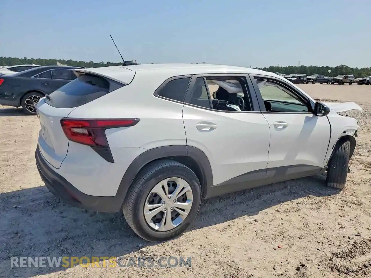3 Photograph of a damaged car KL77LFEP6TC035043 CHEVROLET TRAX 2026