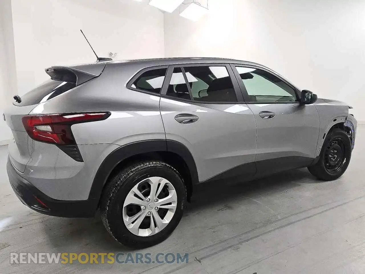 3 Photograph of a damaged car KL77LFEP6TC092682 CHEVROLET TRAX 2026