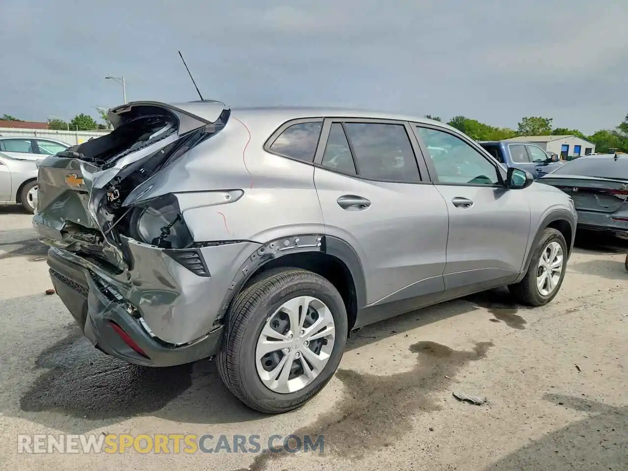 3 Photograph of a damaged car KL77LFEP8TC039966 CHEVROLET TRAX 2026
