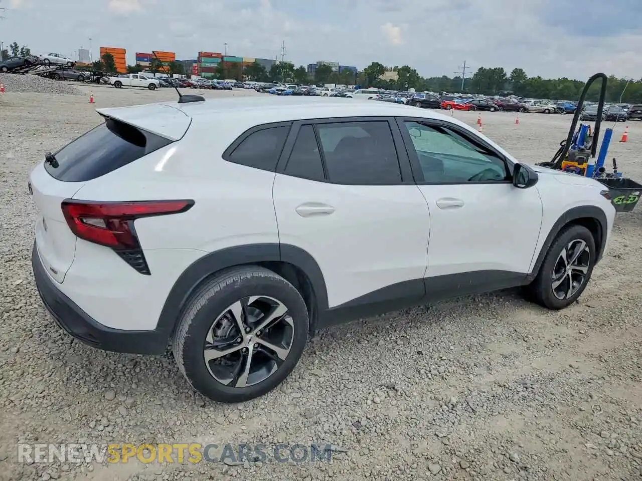 3 fotografías del automóvil dañado KL77LGEP4TC033264 CHEVROLET TRAX 2026