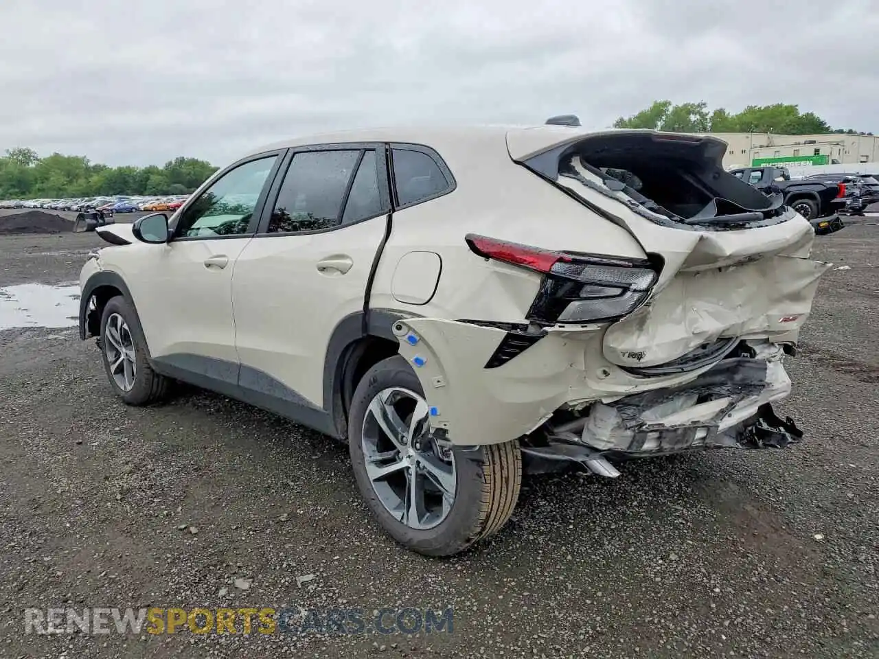 2 fotografías del automóvil dañado KL77LGEP8TC090034 CHEVROLET TRAX 2026
