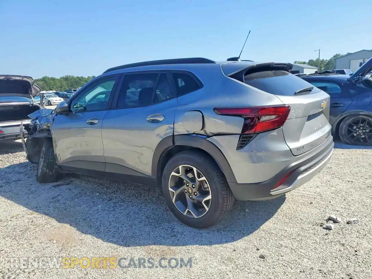 2 Photograph of a damaged car KL77LHEP0TC021733 CHEVROLET TRAX 2026