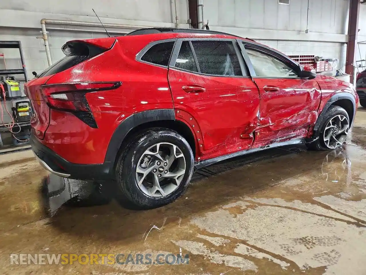3 Photograph of a damaged car KL77LHEP1TC091547 CHEVROLET TRAX 2026