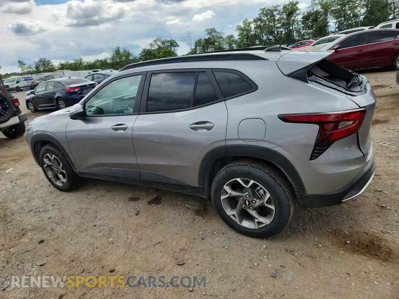 2 Photograph of a damaged car KL77LHEP1TC094142 CHEVROLET TRAX 2026