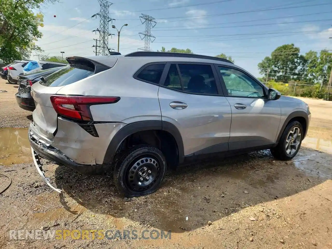 3 fotografías del automóvil dañado KL77LHEP1TC167414 CHEVROLET TRAX 2026