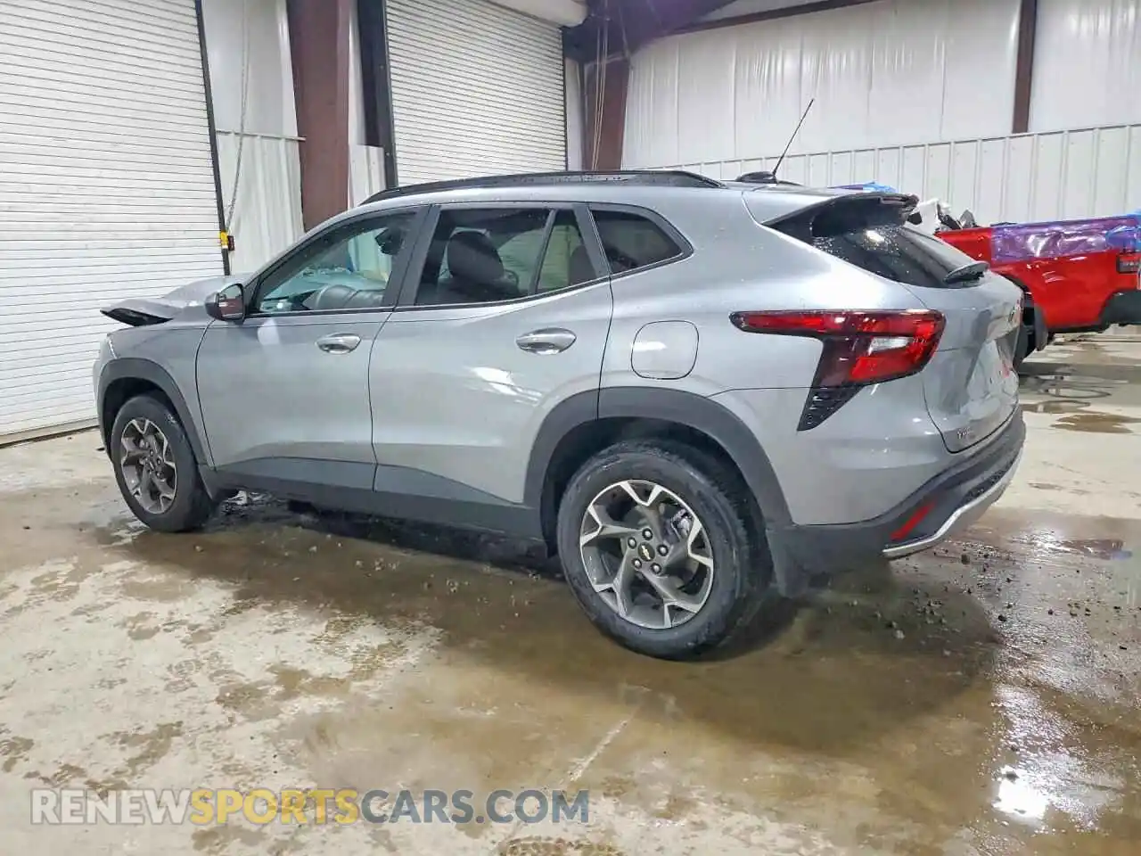 2 Фотография поврежденного автомобиля KL77LHEP1TC167879 CHEVROLET TRAX 2026