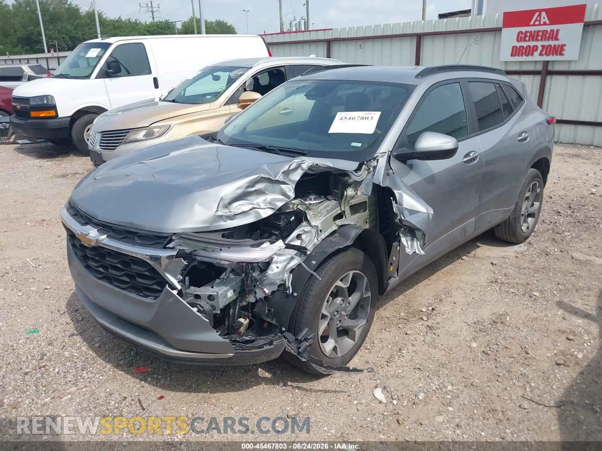 2 Photograph of a damaged car KL77LHEP2TC022026 CHEVROLET TRAX 2026