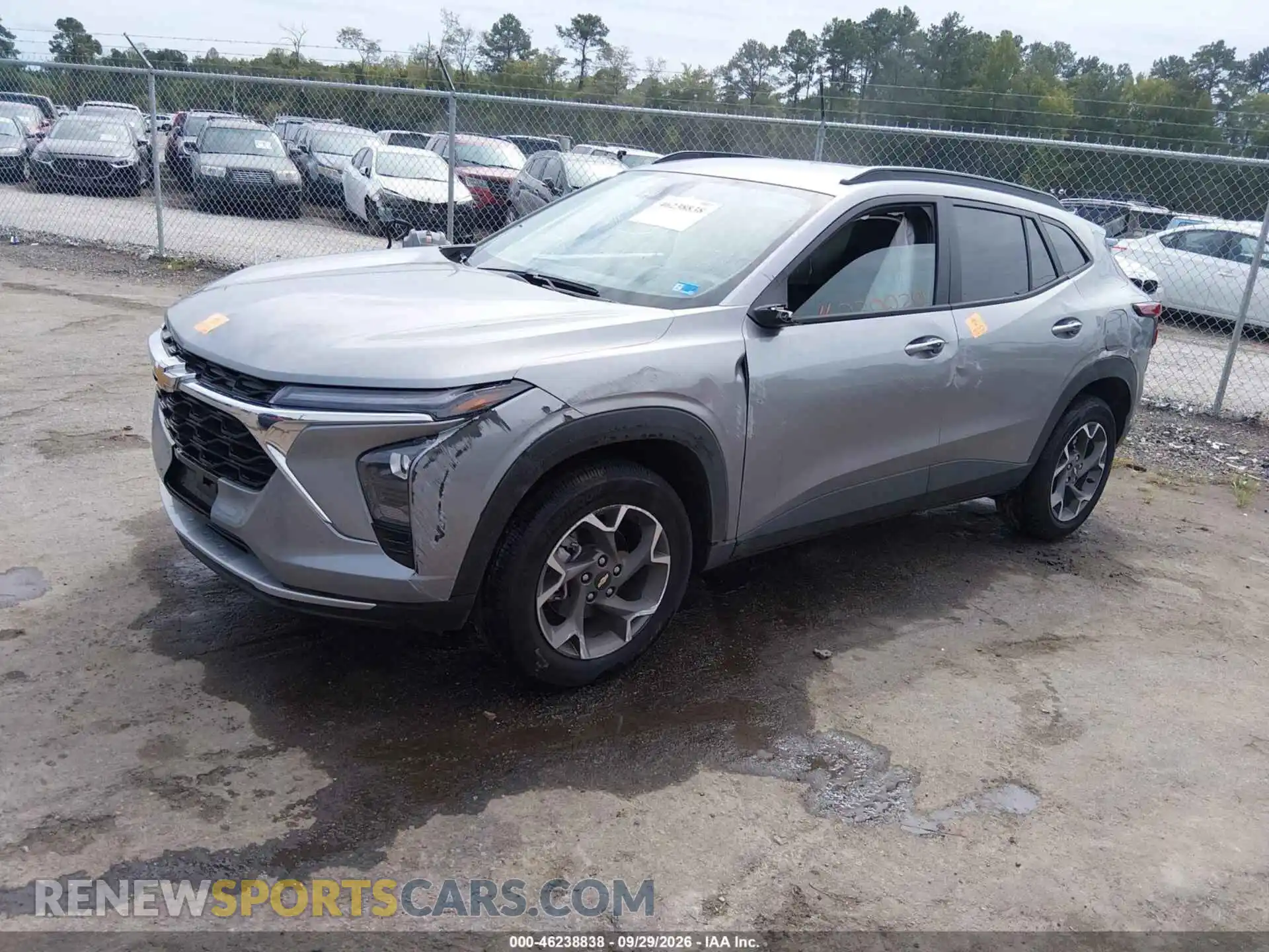 2 Фотография поврежденного автомобиля KL77LHEP2TC087877 CHEVROLET TRAX 2026