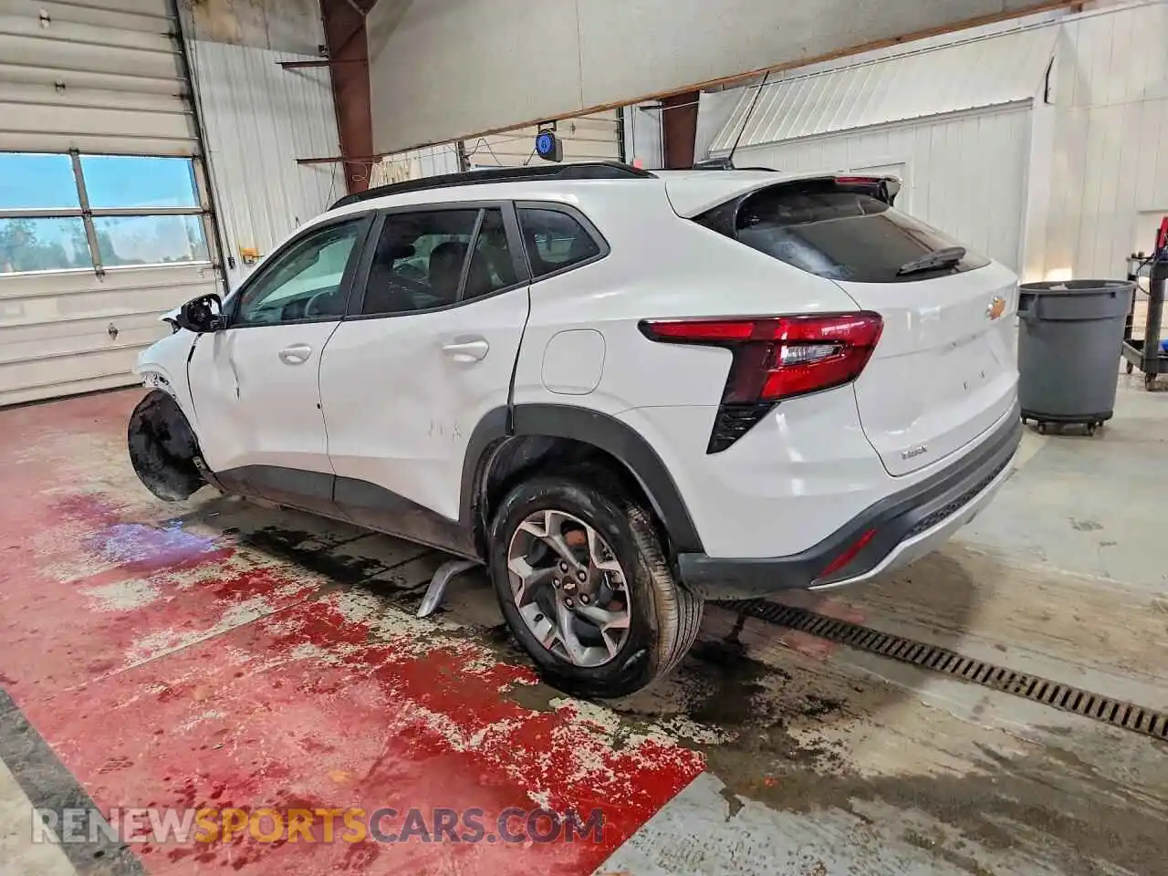 2 Photograph of a damaged car KL77LHEP2TC161332 CHEVROLET TRAX 2026