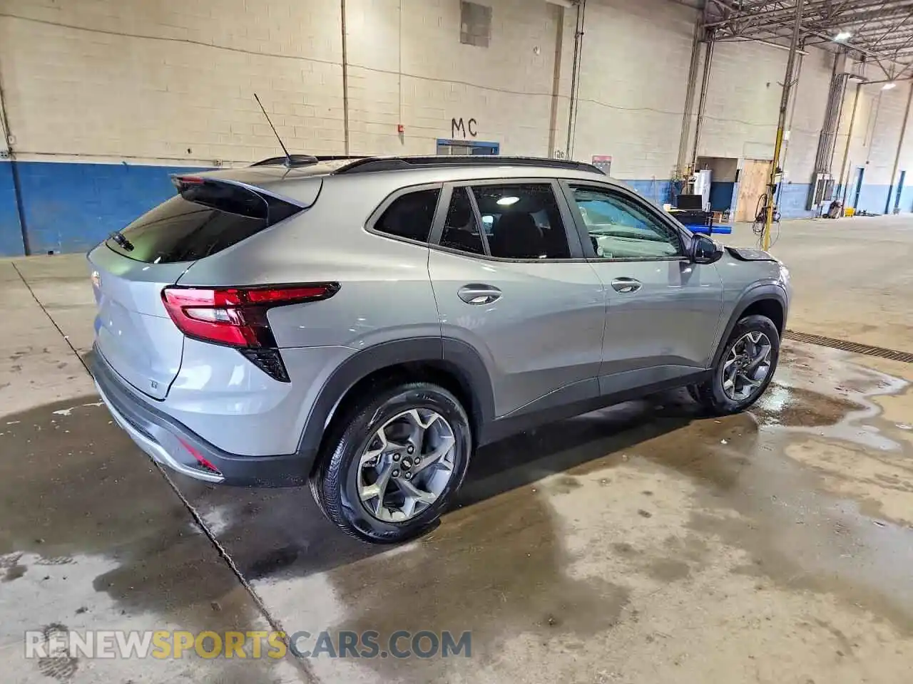 3 fotografías del automóvil dañado KL77LHEP2TC186344 CHEVROLET TRAX 2026