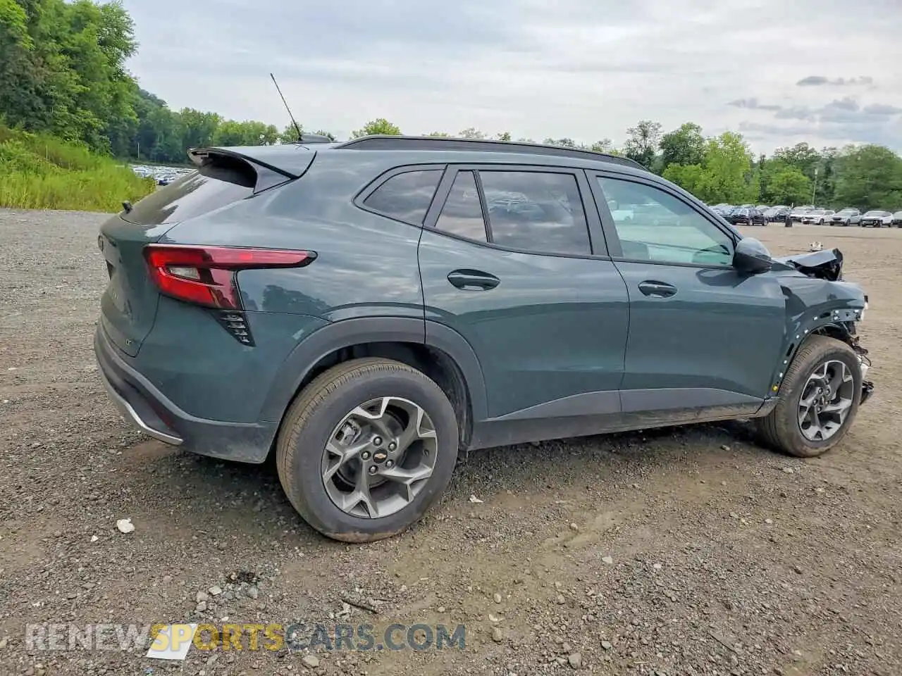 3 Photograph of a damaged car KL77LHEP4TC037689 CHEVROLET TRAX 2026