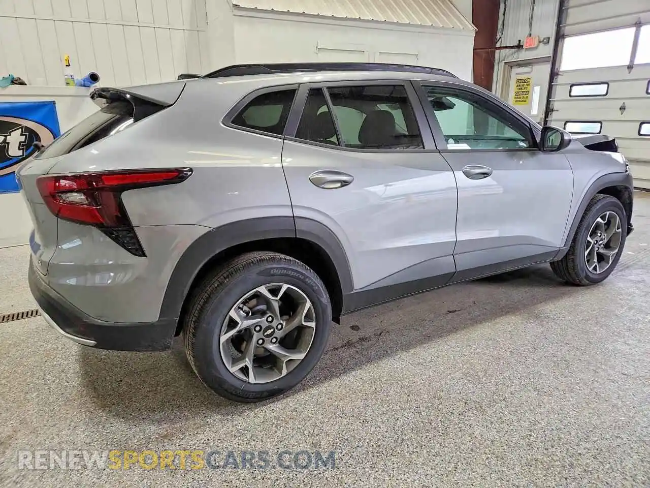 3 Photograph of a damaged car KL77LHEP4TC187673 CHEVROLET TRAX 2026