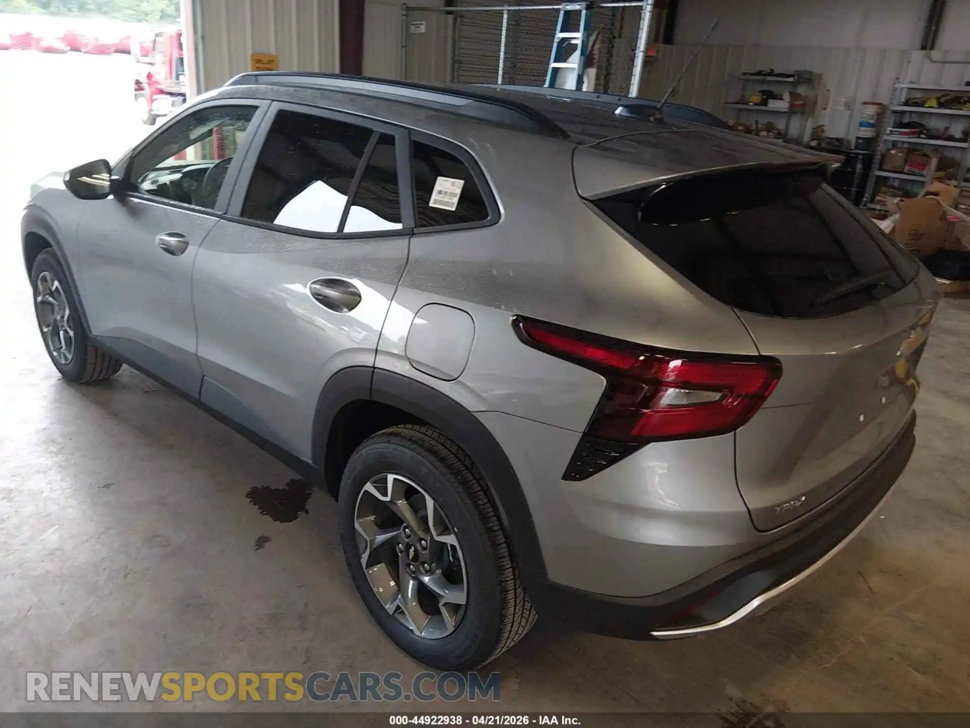 3 Photograph of a damaged car KL77LHEP5TC109029 CHEVROLET TRAX 2026