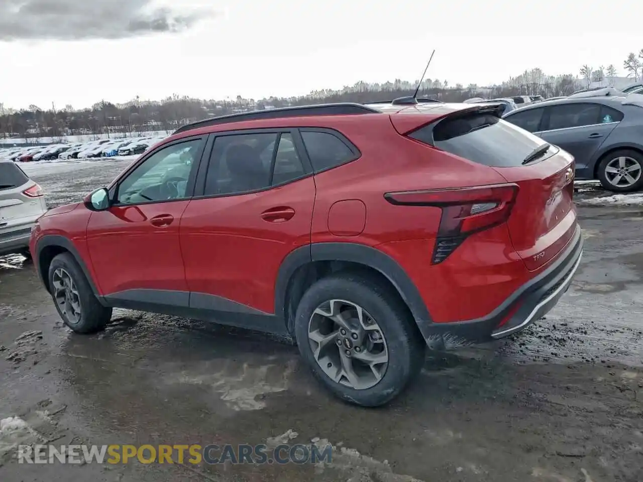 2 Фотография поврежденного автомобиля KL77LHEP6TC005827 CHEVROLET TRAX 2026